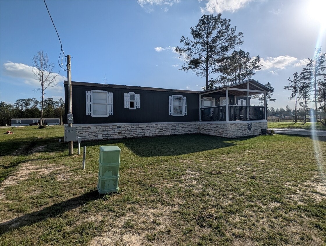 Building Photo - 18384 Valletta Dr