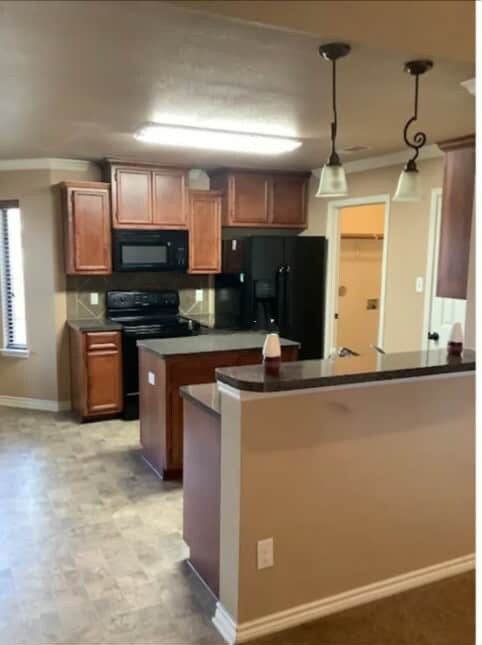 Building Photo - 2411 Coy Dr