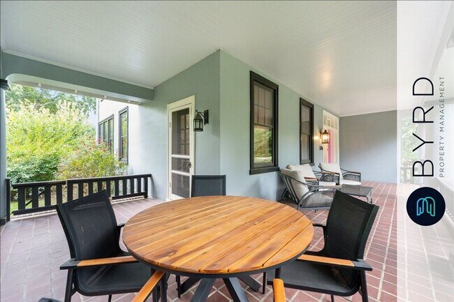 Foto del edificio - 3216 Hawthorne Ave