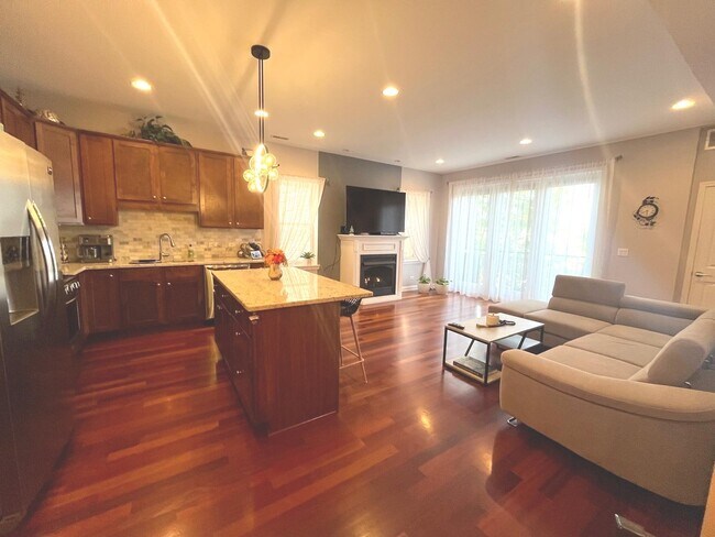 Foto del edificio - 3016 N Harlem Ave