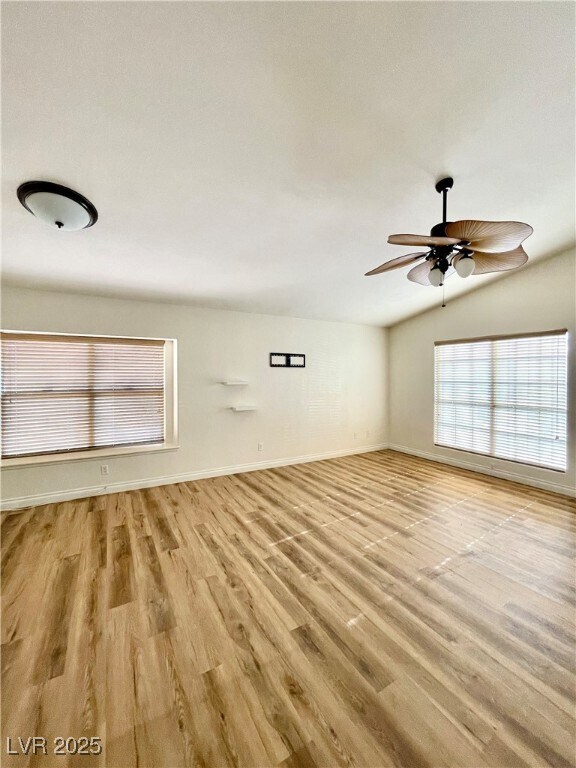 Foto del edificio - 3116 Serrano Ct