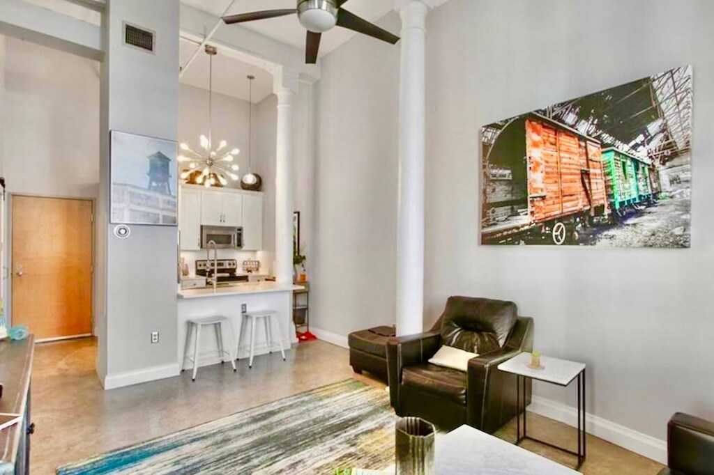 Living Room - 920 Poeyfarre St