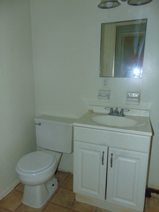 Building Photo - d3219b