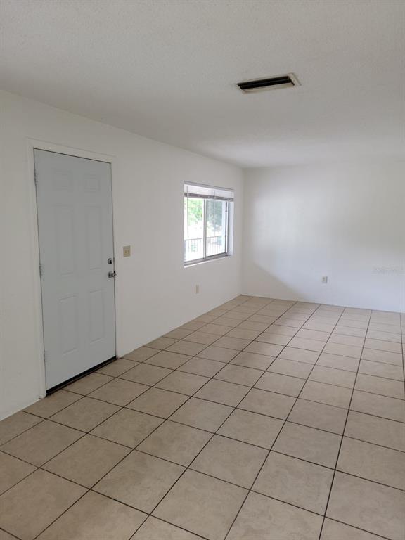 Foto del edificio - 1216 Kennedy Rd