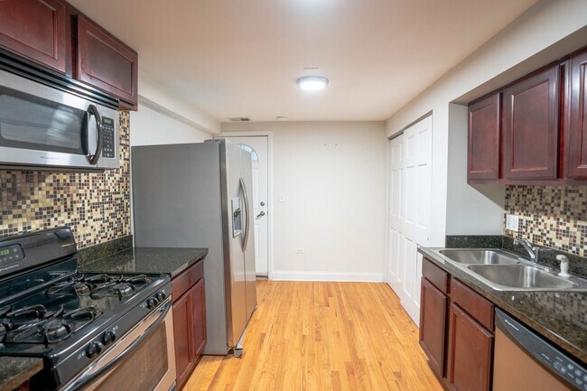 Foto del edificio - 3057 W Grace St
