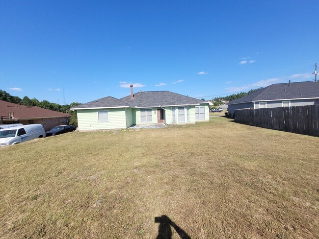 Building Photo - 4 BR 2 BA Home