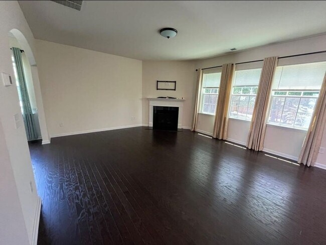 Foto del edificio - 10516 Ebbets Rd