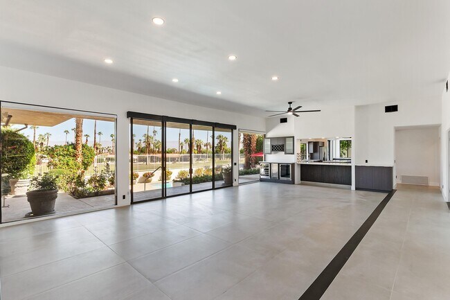 Foto del edificio - 73880 Grapevine St