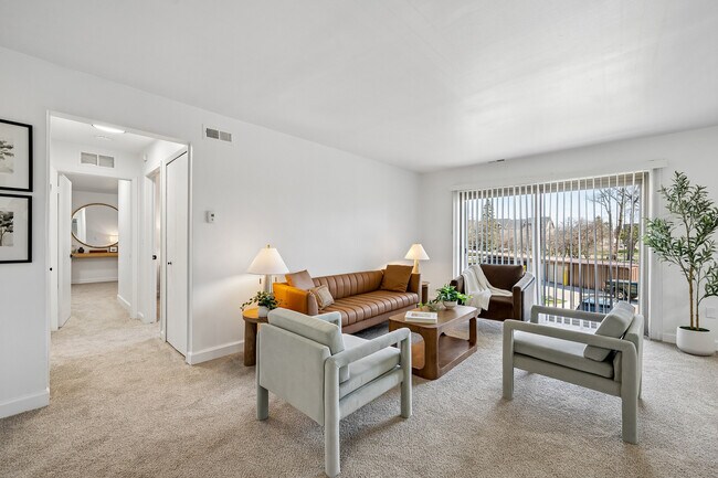 Foto del edificio - ReNew Franklin Hills