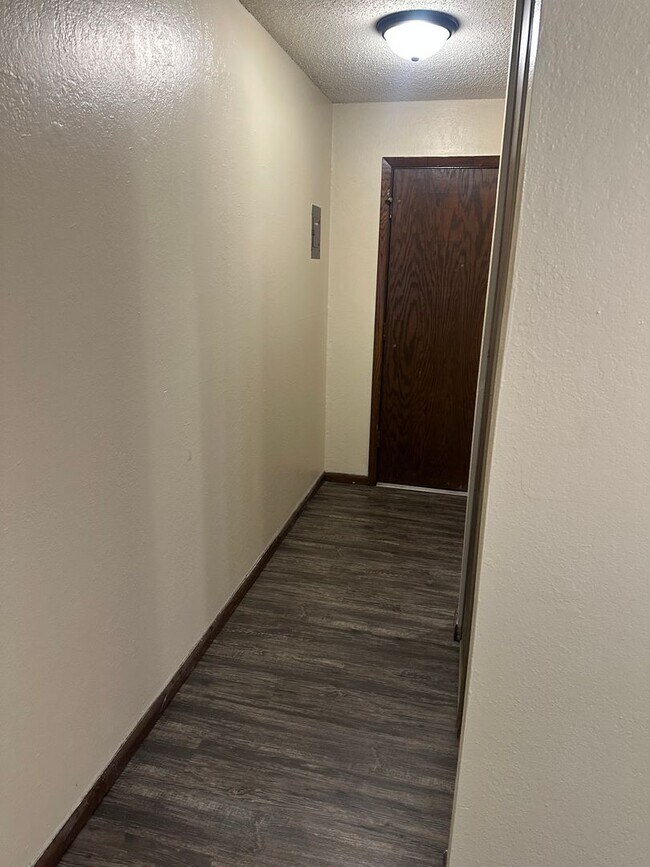 Foto del edificio - One Bedroom