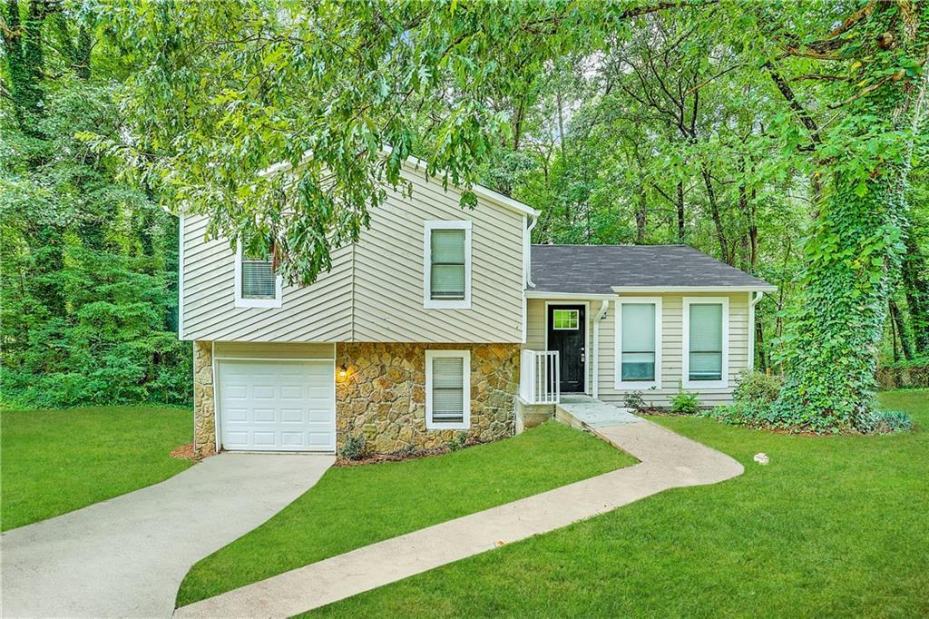 Foto principal - 4645 Hairston Crossing Pl