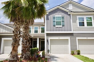Building Photo - 272 Servia Dr