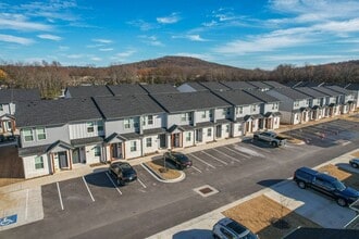 Building Photo - 654 N Littleleaf Ter