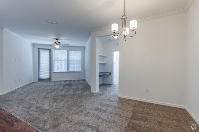 2 BR, 2 BA - 1,140SF - Bell Lake Forest