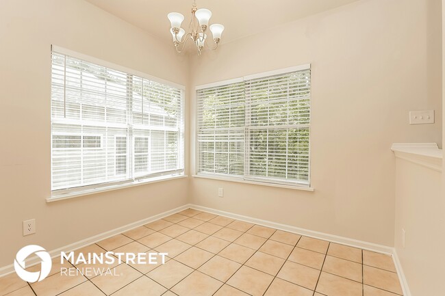 Foto del edificio - 1212 Pineview Ln