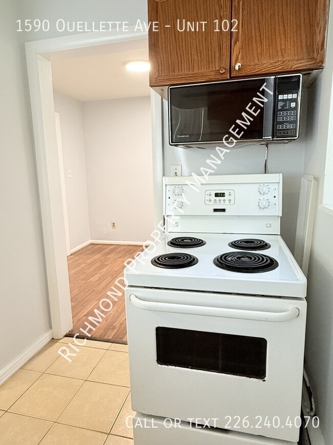 Building Photo - 1590 Ouellette Ave