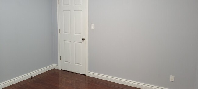 Photo du bâtiment - 47 Tilden Cres