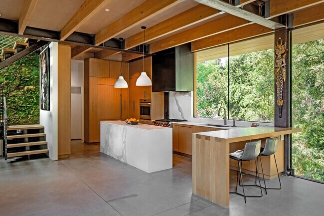 Building Photo - Furnished and Uniquely Contemporary Luxury...