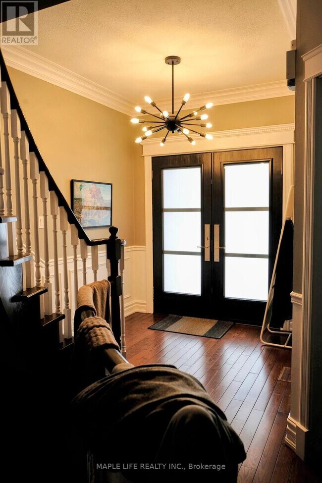 Photo du bâtiment - 624 Amberwood Crescent