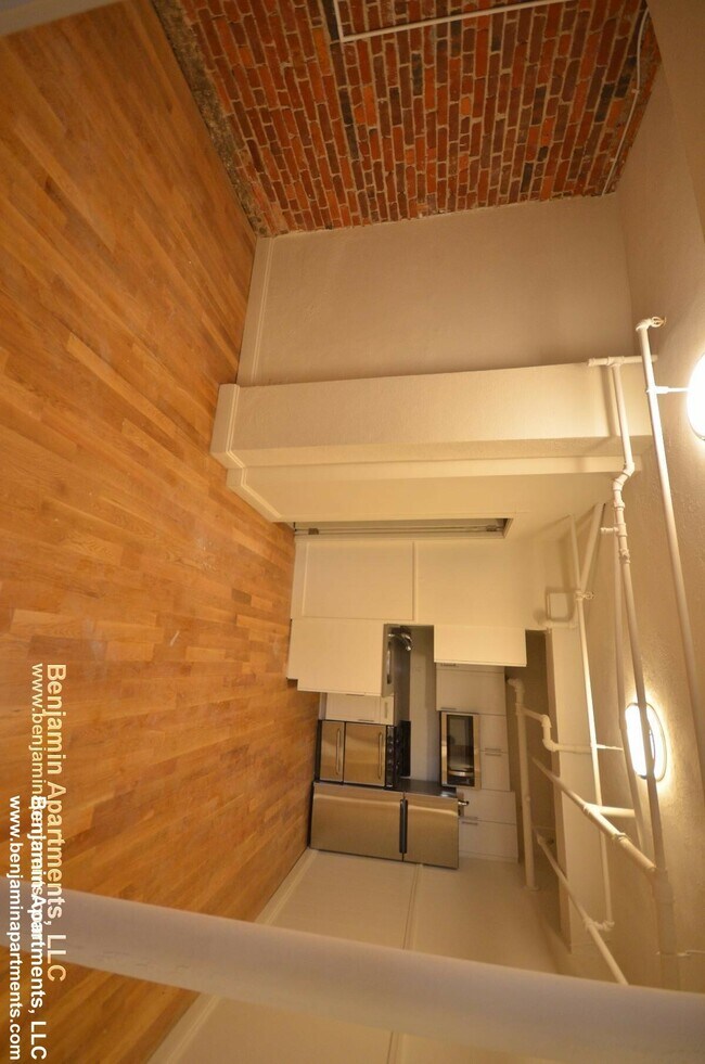 Foto del edificio - 1308 Commonwealth Ave