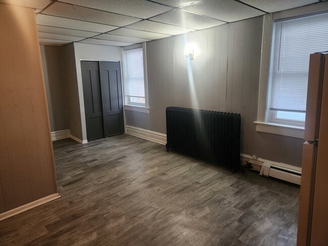 Foto del edificio - 105 E Lincoln Ave