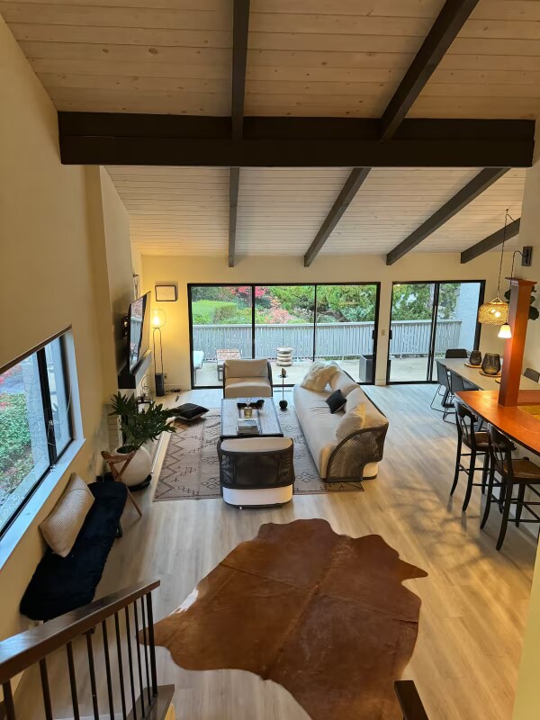 Foto del edificio - 140 Sand Hill Cir