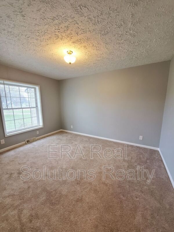 Building Photo - 4861 Harrisburg Pike