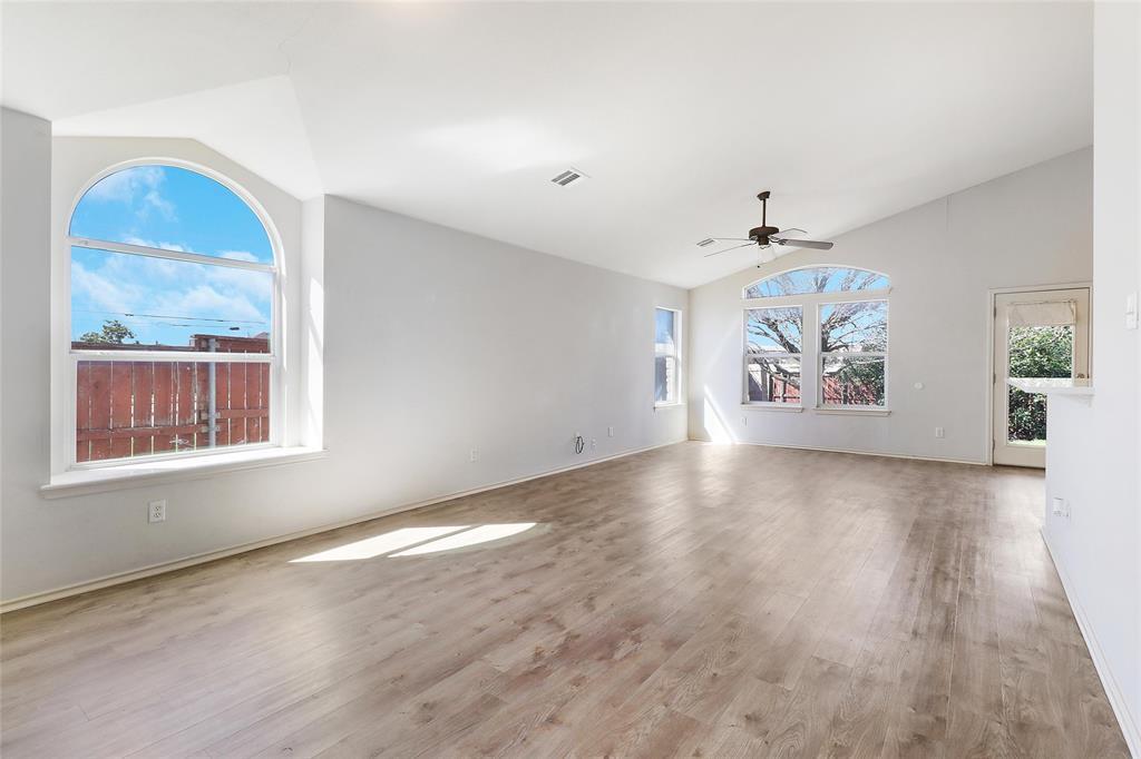 Foto principal - 17300 Zola Ln