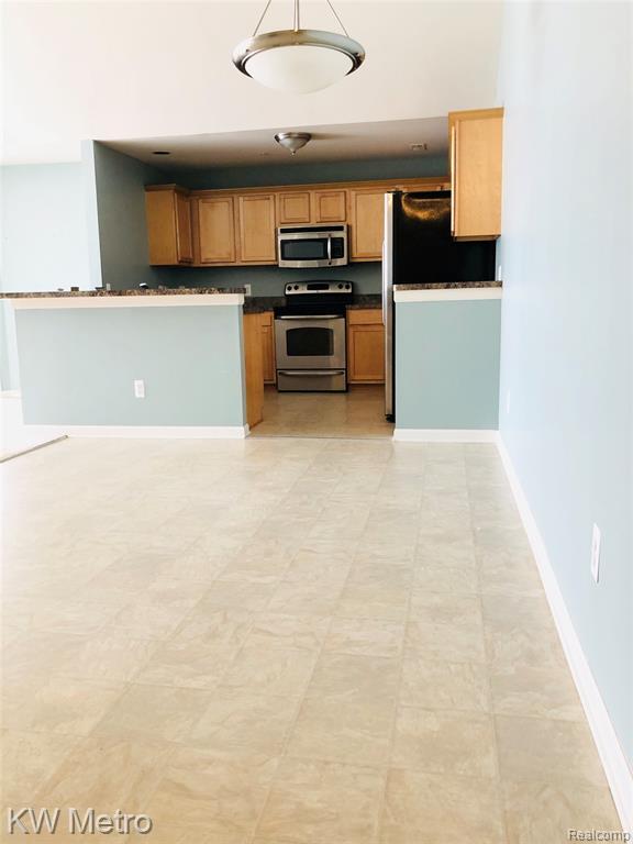 Building Photo - 34612 Northrup Dr