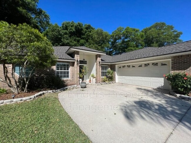 Building Photo - 12335 Vine Maple Way