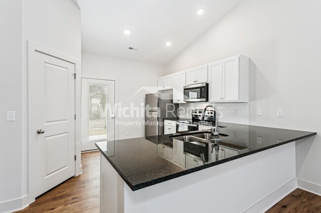 Foto del edificio - 1867-1867 S Hickory Creek Ct