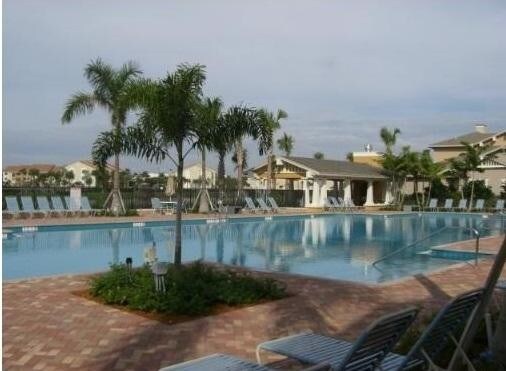 Foto del edificio - 660  Amador Lane 6 West Palm Beach FL 33401