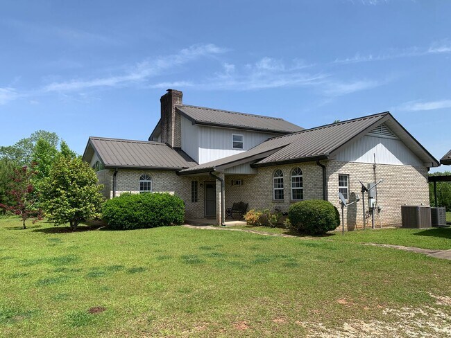 Building Photo - Unique Home and Land in Camp Hill