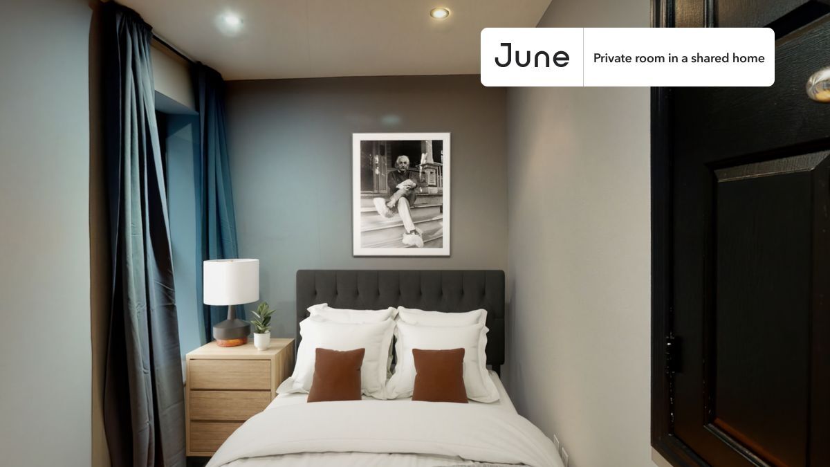 Foto principal - Room in Shared 4 bed/1 bath home