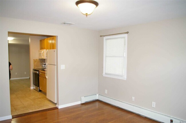 Building Photo - 9 Arleigh Rd