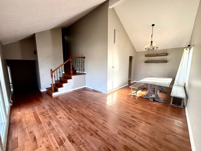 Photo - 1823 S 155th Ave House