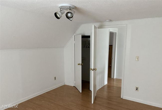 Foto del edificio - 3 br, 1 bath House - 49128 fuller