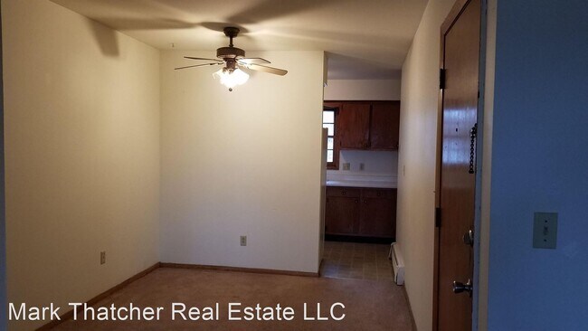 Building Photo - 505 Mulberry Dr E