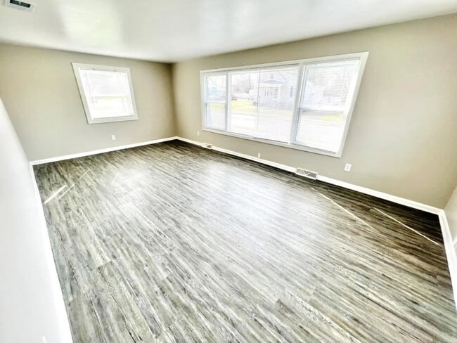 Building Photo - 4204 Kugler Mill Rd