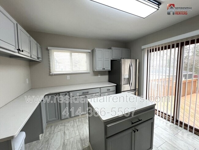Foto del edificio - 10918 W Wells St