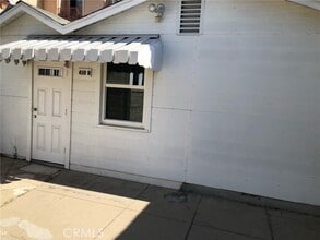 Building Photo - 410 N Adams St