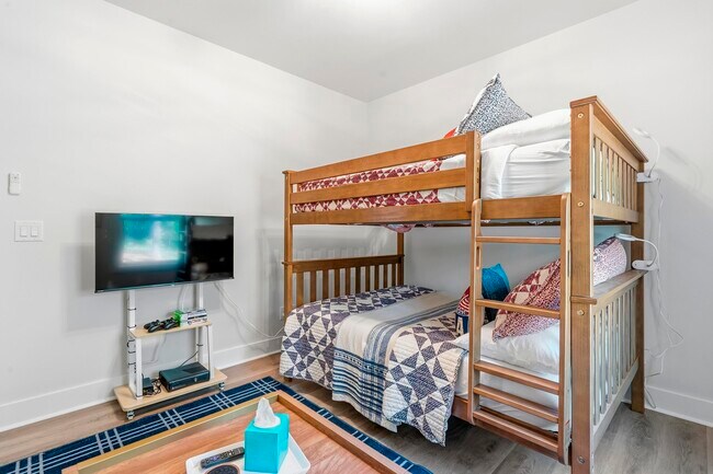Foto del edificio - 183 Crooked Creek Bay Rd SE