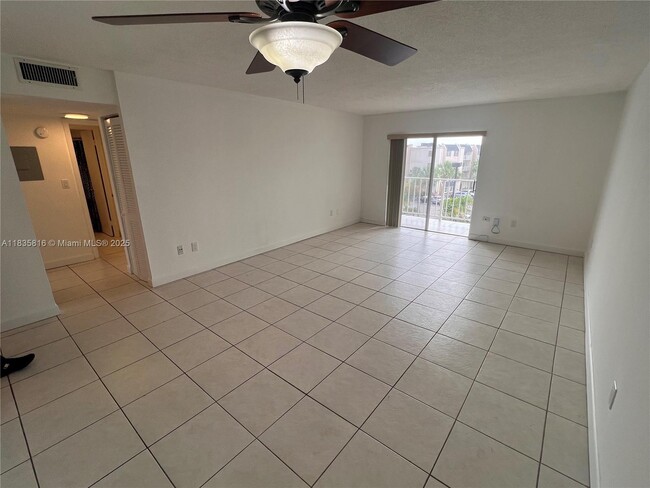Building Photo - 7727 SW 86th St