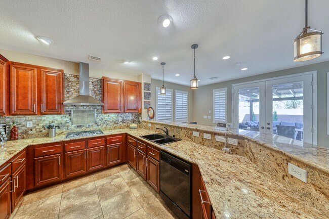 Building Photo - LOADED W/ UPGRADES! STUNNING 3BD/2.5BA NEAR SUMMERLIN!