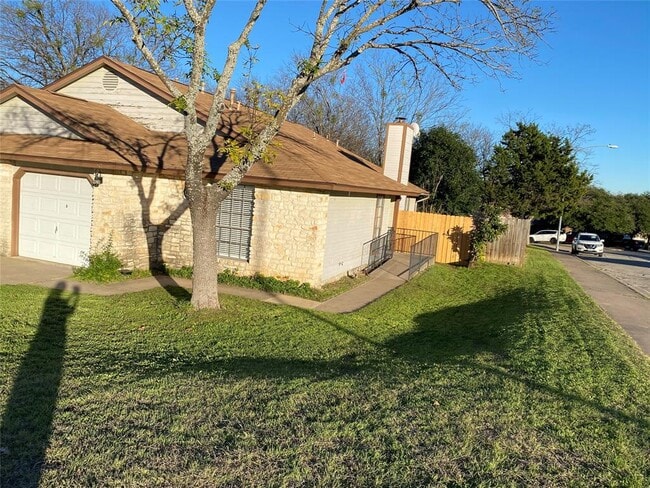Building Photo - 14201 Sussman Ct