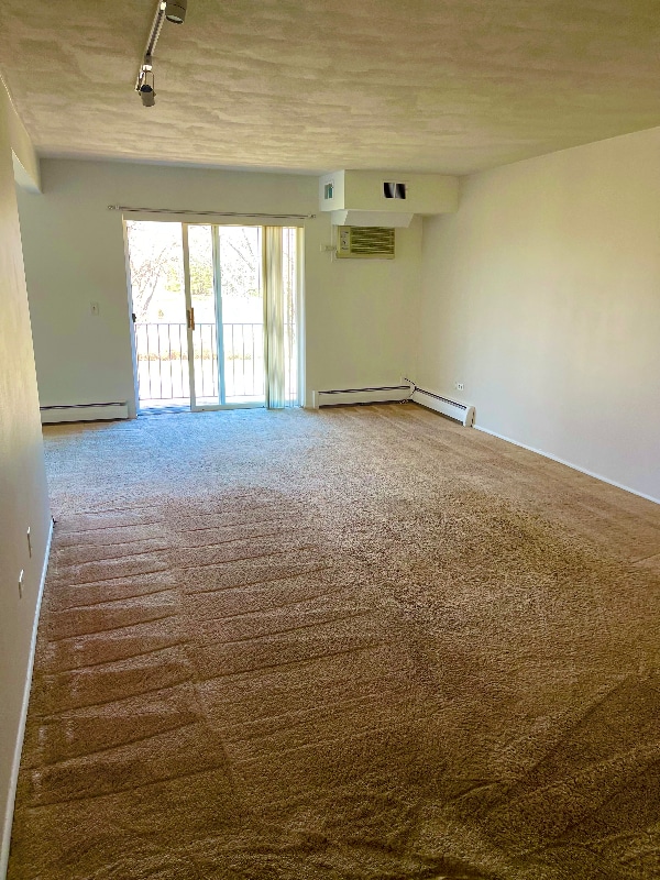 Photo - 2315 E Olive St Apartment