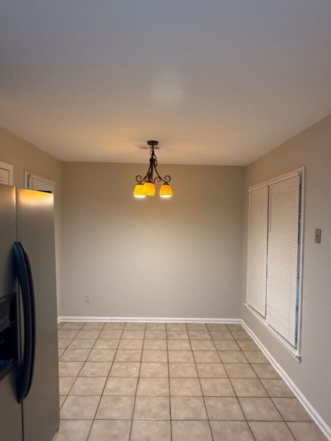 Foto del edificio - Charming 3-Bedroom Home in Cordova-Comfort & Convenience Await!