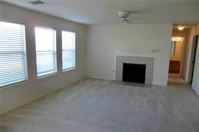 Foto del edificio - 21706 Haverbay Ct