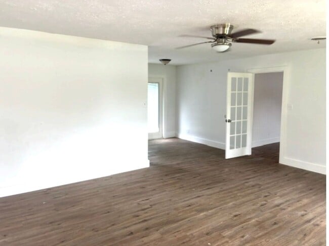 Building Photo - 2980 US-69