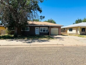 Building Photo - 2908 La Fonda Rd